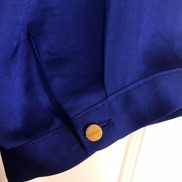 Silky Blue Top w gold accents - Picture 4 of 5